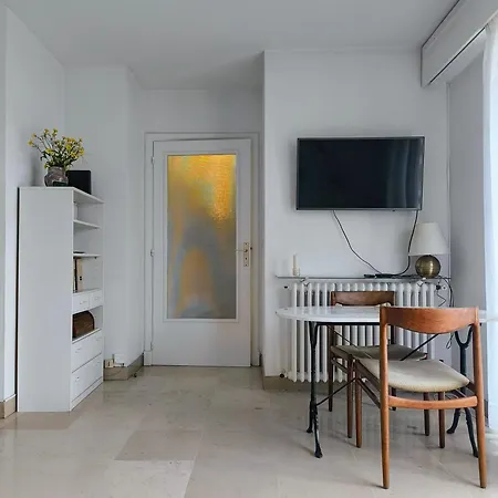 Apartment Bright And Spacious Seaside